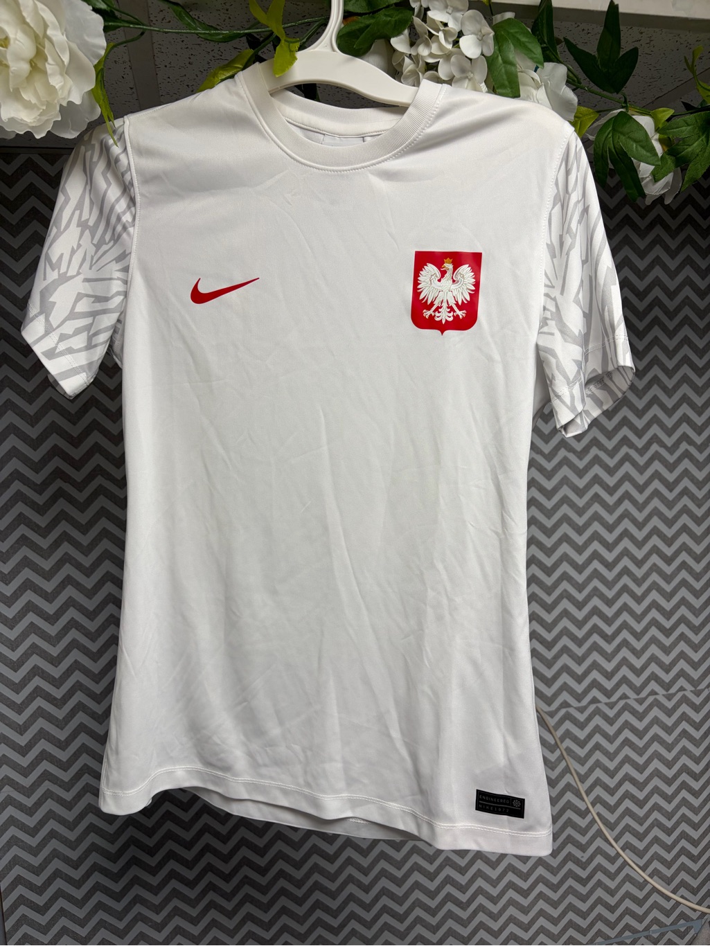 Nike White Womens Slim Fit Poland Football/Soccer Jersey With Red Crest